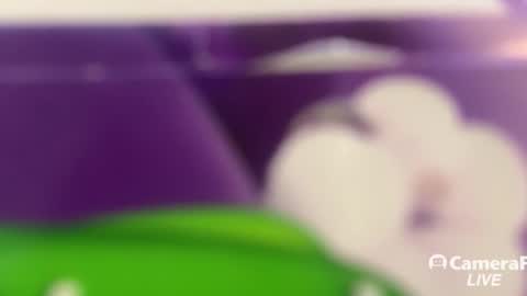 Snapshot of daddybigwhitecock chatting on 10/19/25, 10:27 Tommy online show from 10/19/25, 10:27