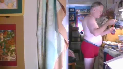 Daddy online show from 10/05/25, 10:18
