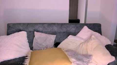 Creamy online show from 11/18/25, 10:41