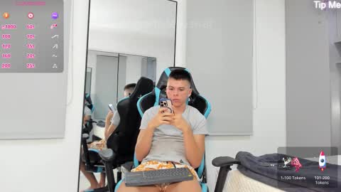 daddyrich4u online show from 10/15/25, 12:33