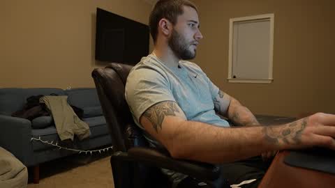 Jon online show from 12/20/24, 06:08