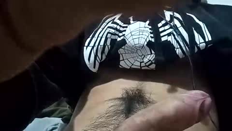 Snapshot of daddyykey chatting on 10/19/25, 11:11 Key online show from 10/19/25, 11:11