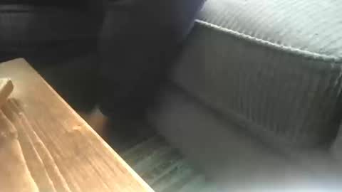 D online show from 10/12/25, 09:58