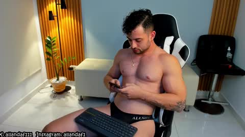 Snapshot of dafboy_ chatting on 12/29/24, 02:17 Allan Daf online show from 12/29/24, 02:17