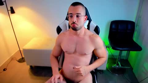 Snapshot of dafboy_ chatting on 09/16/25, 05:25 Allan Daf online show from 09/16/25, 05:25