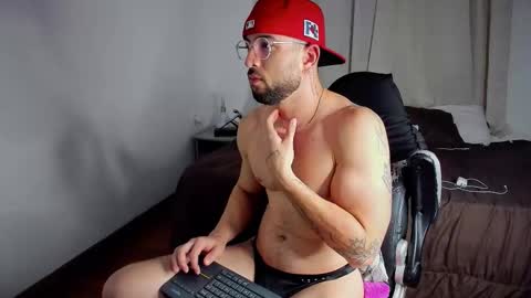 Snapshot of dafboy_ chatting on 10/16/25, 02:45 Allan Daf online show from 10/16/25, 02:45