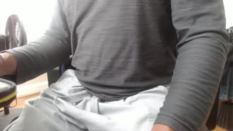 daffyduck71 online show from 02/12/25, 06:19