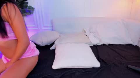 dafne_hillss online show from 10/29/25, 01:02