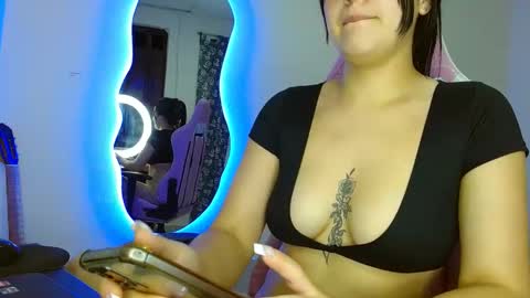Snapshot of dafne_hot77 chatting on 02/04/25, 12:40 dafne_hot77 online show from 02/04/25, 12:40