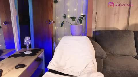 LORENA  online show from 10/01/25, 09:21