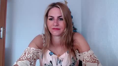 Snapshot of dagmariepiquant chatting on 01/18/25, 07:59 Dagmarie online show from 01/18/25, 07:59