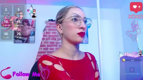 Snapshot of dagny_ chatting on 02/09/25, 03:43 Dagny online show from 02/09/25, 03:43