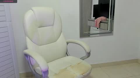 Dahian  online show from 10/20/25, 01:22