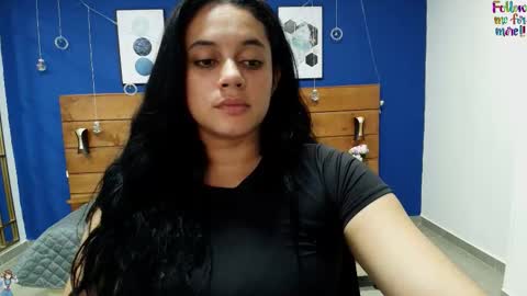  Dahiana  online show from 11/15/25, 08:16