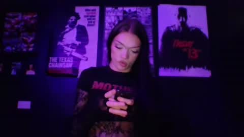 dahlia_adore online show from 10/17/25, 11:18