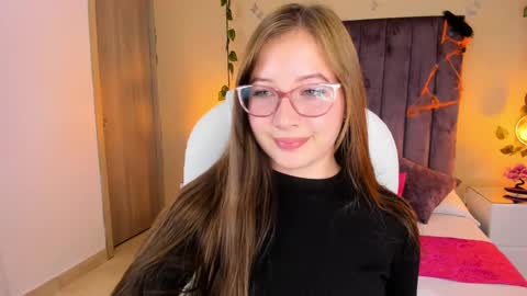 Snapshot of dahlia_rousse chatting on 10/03/25, 11:24 Dahlia online show from 10/03/25, 11:24