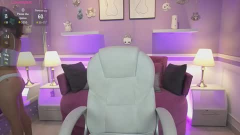 Dahlia Grey online show from 10/25/25, 11:40