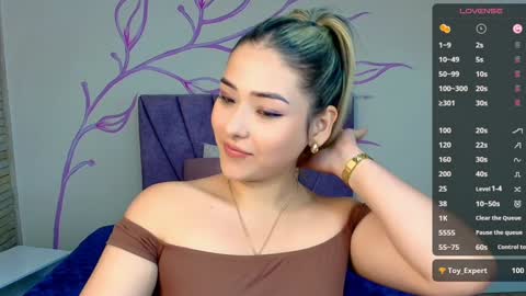 Snapshot of dahliamoore chatting on 01/18/25, 07:37 Dahlia online show from 01/18/25, 07:37