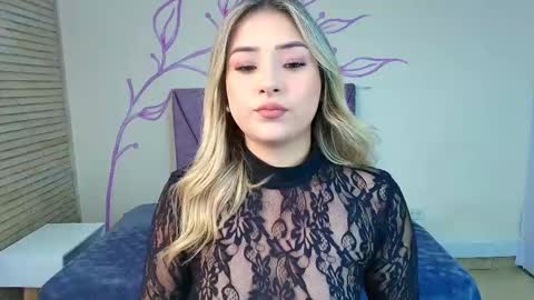 Snapshot of dahliamoore chatting on 02/22/25, 11:24 Dahlia online show from 02/22/25, 11:24