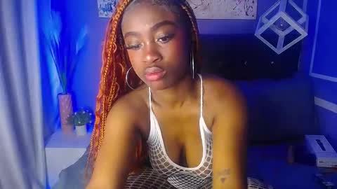 Snapshot of dahyan_ chatting on 10/16/25, 02:07 DAHYAN online show from 10/16/25, 02:07