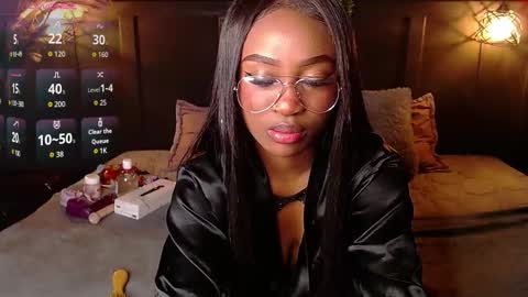 Snapshot of dahyan_ chatting on 11/12/25, 02:17 DAHYAN online show from 11/12/25, 02:17