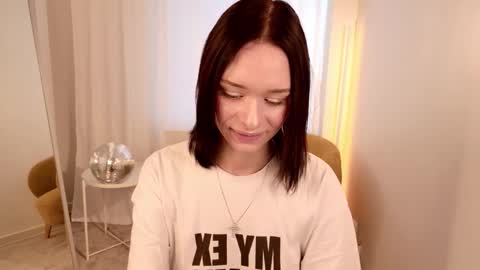 daily_glam online show from 10/20/25, 12:16