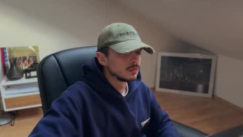 Snapshot of daimon_hall chatting on 11/05/25, 09:20 Daimon online show from 11/05/25, 09:20