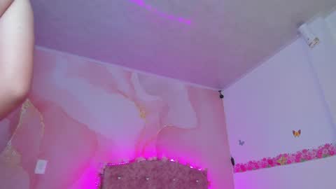 Snapshot of daisy__rose chatting on 01/11/25, 03:02 Dai online show from 01/11/25, 03:02