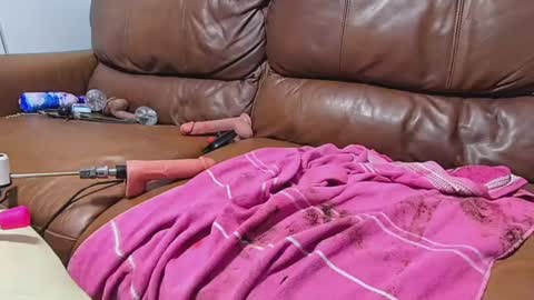 Snapshot of daisy_aqua chatting on 03/10/25, 03:01 Daisy Aqua online show from 03/10/25, 03:01