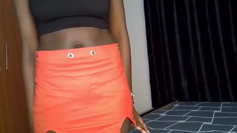 Snapshot of daisy_bunnie chatting on 09/10/25, 01:49 daisy online show from 09/10/25, 01:49