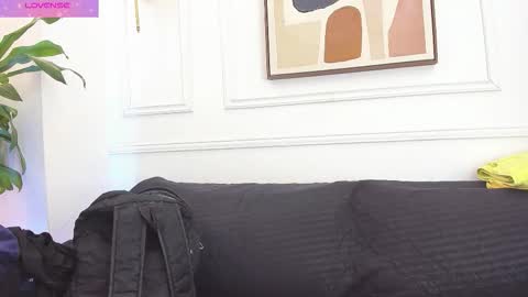 Daisy Price online show from 10/28/25, 11:14