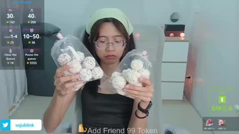 Snapshot of daisybean chatting on 02/01/25, 04:33 Daisy online show from 02/01/25, 04:33