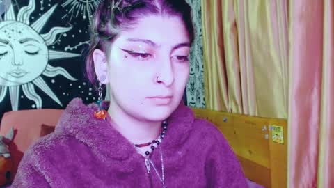    --  -- help me reach 100 hands up  online show from 12/25/24, 08:40