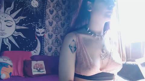    --  -- help me reach 100 hands up  online show from 02/19/25, 07:59