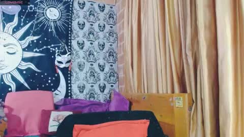    --  -- help me reach 100 hands up  online show from 03/06/25, 11:20