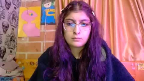    --  -- help me reach 100 hands up  online show from 09/16/25, 02:23