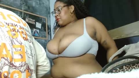 dakota__luxx online show from 11/30/25, 05:06