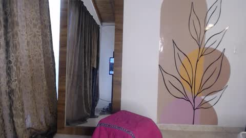    online show from 11/29/25, 04:32