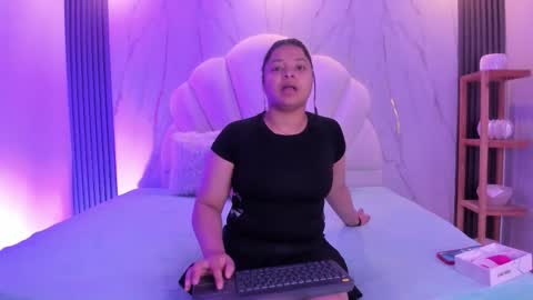 dakota_mars online show from 11/02/25, 12:07