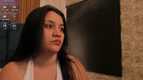 Snapshot of dalia_alissa chatting on 10/13/25, 12:49 Violeta online show from 10/13/25, 12:49