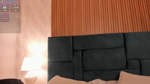 Snapshot of dalia_alissa chatting on 10/16/25, 01:34 Violeta online show from 10/16/25, 01:34