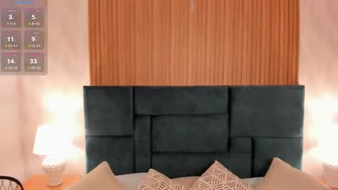 Snapshot of dalia_alissa chatting on 10/17/25, 12:30 Violeta online show from 10/17/25, 12:30