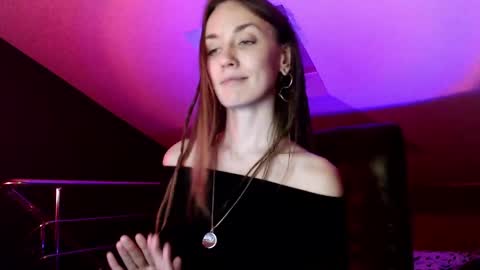 Dalia  online show from 12/15/24, 01:22