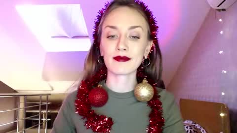 Dalia  online show from 12/19/24, 10:34