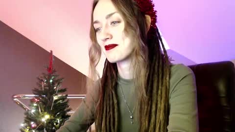 Dalia  online show from 12/27/24, 10:23
