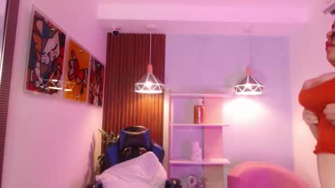 Snapshot of dalila_sky chatting on 09/12/25, 06:08 Dalila online show from 09/12/25, 06:08