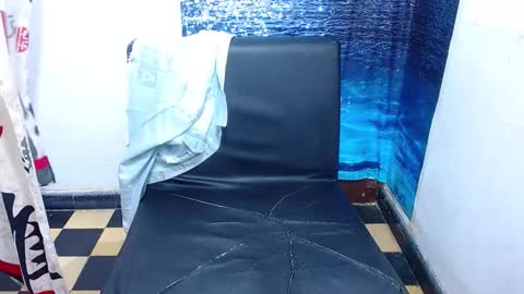  Dalilah  online show from 10/12/25, 03:33