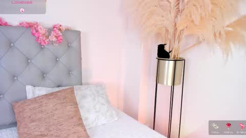 Dalyla online show from 10/27/25, 02:10