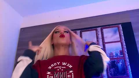         online show from 11/24/25, 04:34