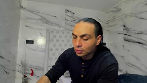 Snapshot of damian_and_tiana chatting on 03/08/25, 05:07 damian_and_tiana online show from 03/08/25, 05:07